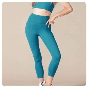 Girlfriend Collective Compressive High Rise Leggings in Teal Size Small